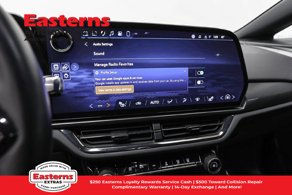 Used 2024 Chevrolet Equinox EV RS FWD image 19