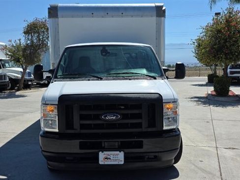 Used 2022 Ford E-350 and Econoline 350 Super Duty RWD image 19