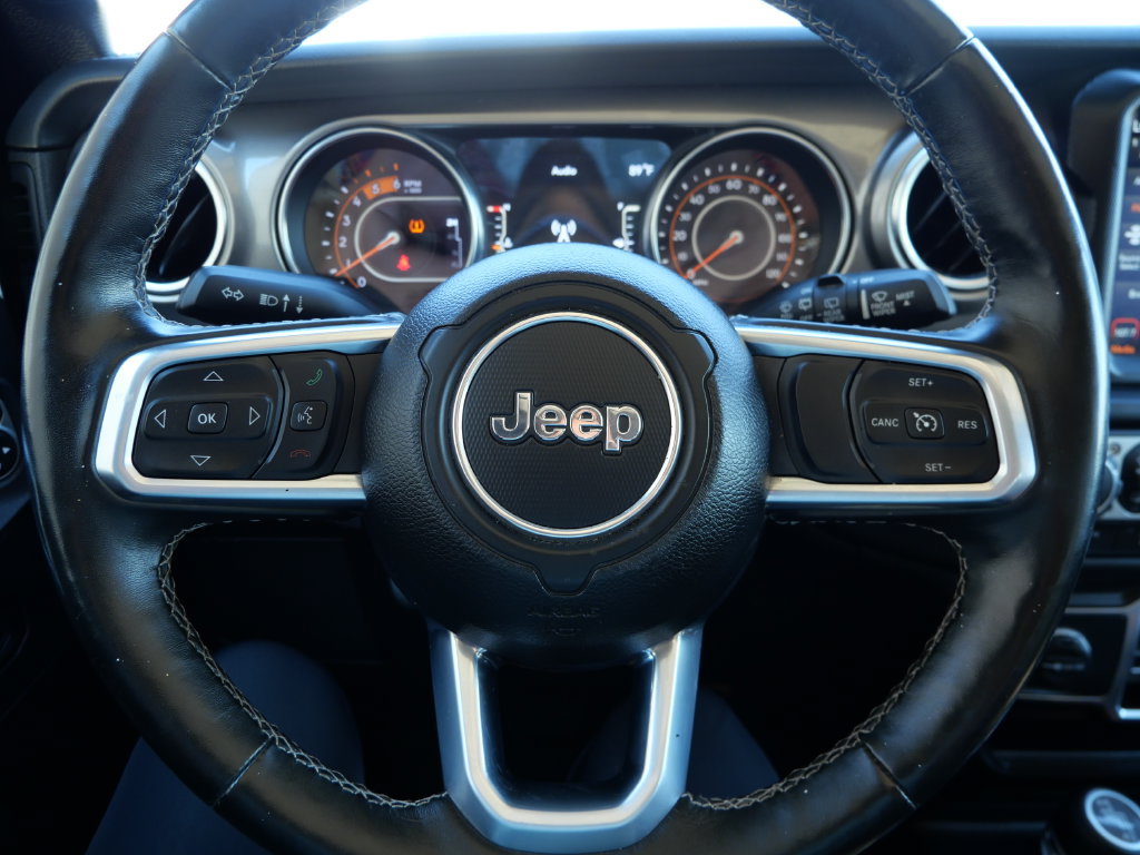 Used 2021 Jeep Wrangler Unlimited Sahara AWD/4WD image 19
