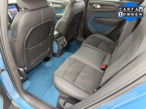 Used 2023 Volvo XC40 Recharge Ultimate w/ Protection Package Premier image 15