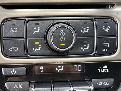 Used 2019 GMC Yukon Denali w/ Open Road Package image 18