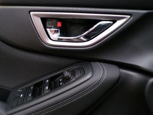 Used 2023 Subaru Forester Premium image 14