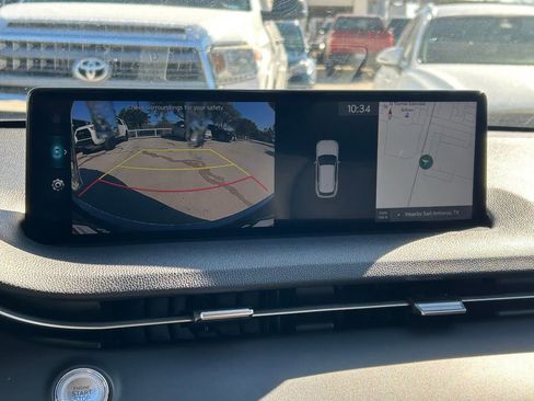 Used 2025 Genesis GV70 2.5T image 33