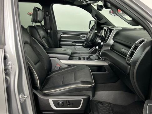 Used 2022 RAM 1500 Laramie AWD/4WD image 34