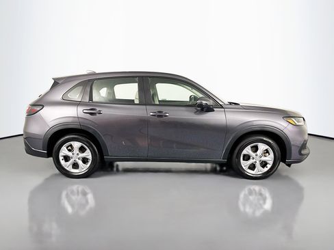 Certified 2023 Honda HR-V LX image 4