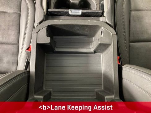 Used 2024 GMC Yukon Denali image 12