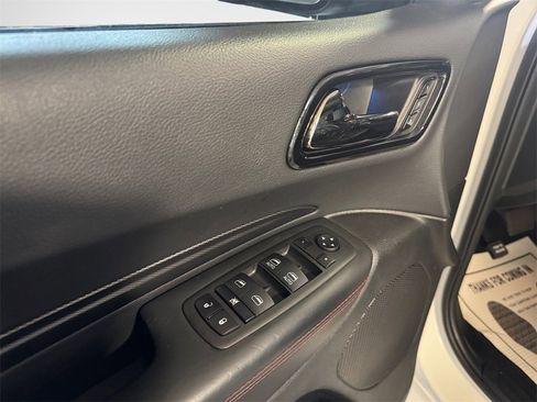 Used 2023 Dodge Durango GT image 14