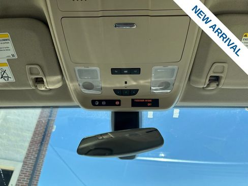 Used 2018 Buick Envision Preferred FWD image 27