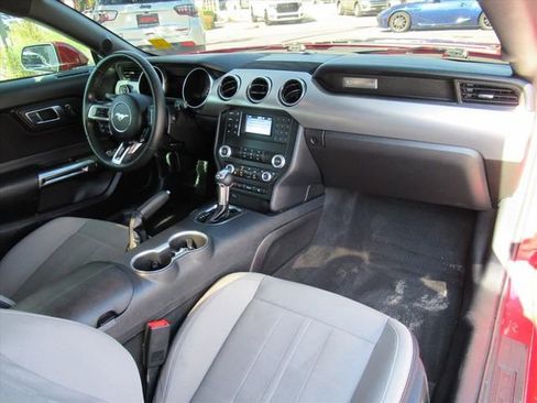 Used 2022 Ford Mustang GT image 11