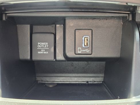 Used 2018 Honda Accord Sport image 29