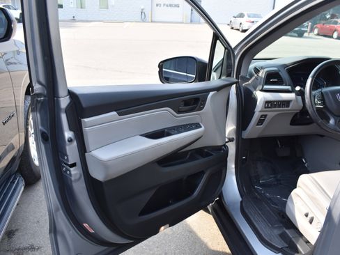 Certified 2020 Honda Odyssey EX-L image 26