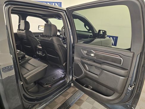 New 2026 RAM 1500 Laramie AWD/4WD image 22