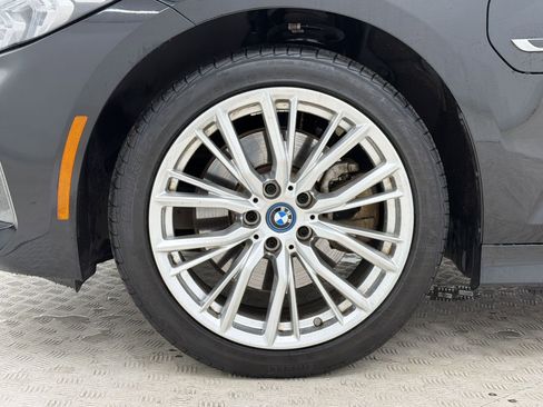 Used 2023 BMW 330e w/ Convenience Package RWD image 12