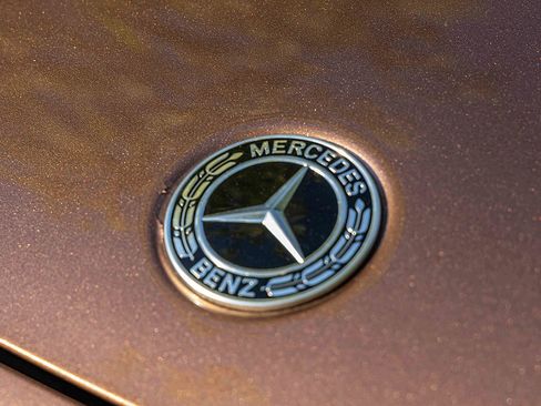 Used 2023 Mercedes-Benz GLB 250 4MATIC image 32