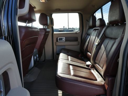 Used 2014 Ford F150 King Ranch w/ King Ranch Luxury Package image 18