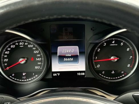 Used 2019 Mercedes-Benz GLC 300 4MATIC image 27