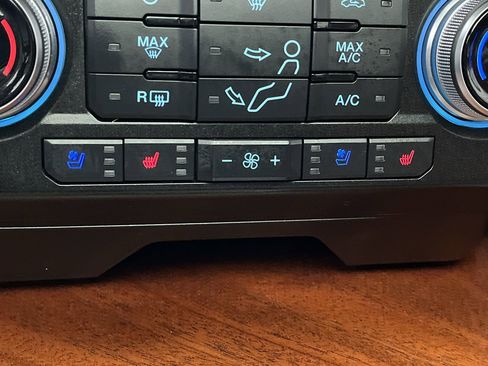 Used 2020 Ford F250 King Ranch w/ King Ranch Ultimate Package image 25