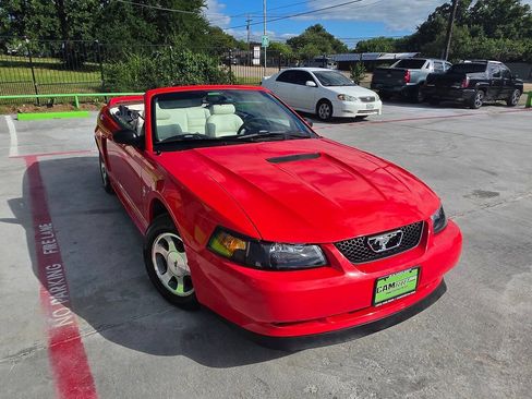 Used 2000 Ford Mustang Convertible RWD image 53