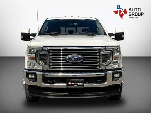 Used 2020 Ford F350 Lariat w/ Lariat Value Package AWD/4WD image 6
