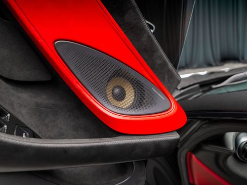Used 2017 McLaren 570S Coupe RWD image 54
