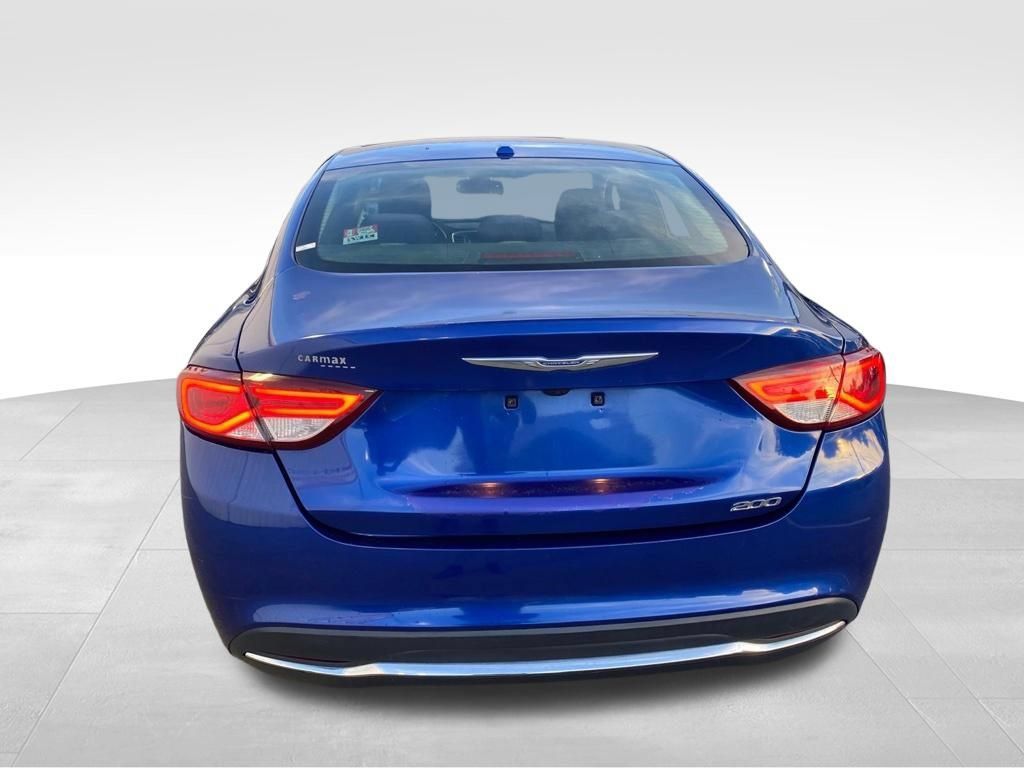 Used 2015 Chrysler 200 Limited w/ Convenience Group FWD image 22