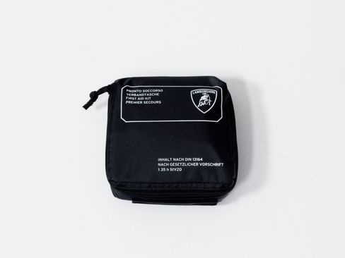 Used 2025 Lamborghini Urus Performante AWD/4WD image 90
