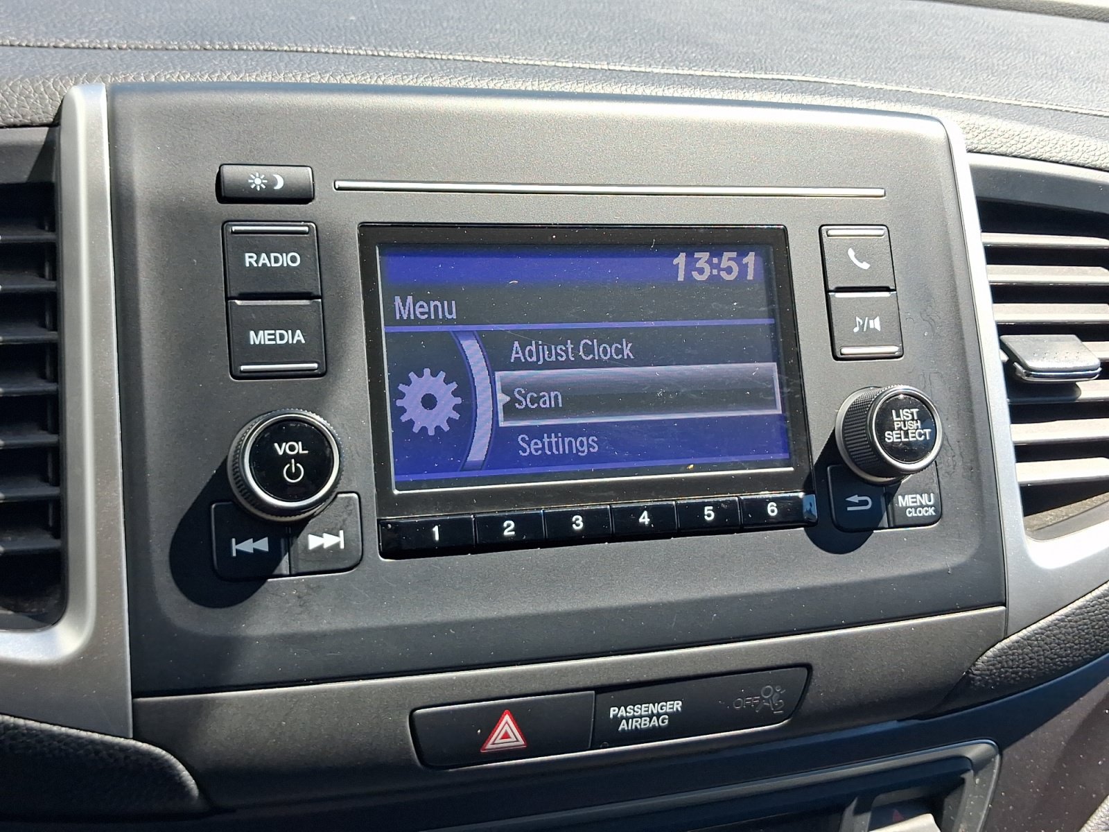Used 2019 Honda Ridgeline RTL image 16