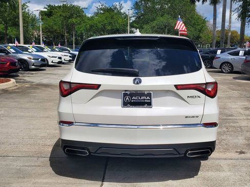 Used 2023 Acura MDX SH-AWD image 6