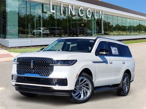 New 2025 Lincoln Navigator Reserve image 1