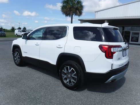 Used 2022 GMC Acadia SLE w/ LPO, Floor Liner Package FWD image 9