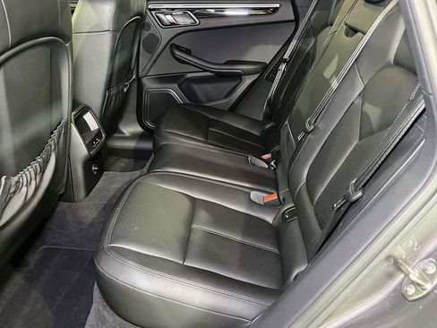 Used 2015 Porsche Macan S AWD/4WD image 19