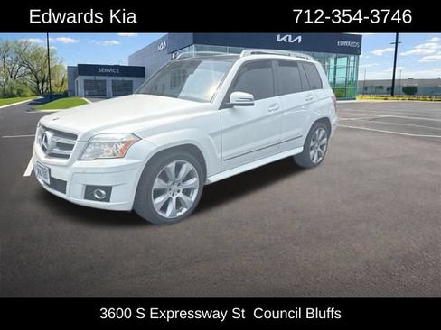 Used 2010 Mercedes-Benz GLK 350 4MATIC image 1