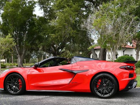 Used 2023 Chevrolet Corvette Z06 w/ Stealth Interior Trim Package RWD image 37