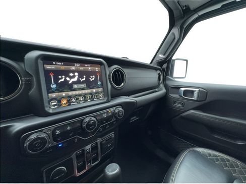 Used 2023 Jeep Wrangler Unlimited Sahara AWD/4WD image 42
