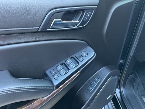 Used 2019 Chevrolet Tahoe LT image 11