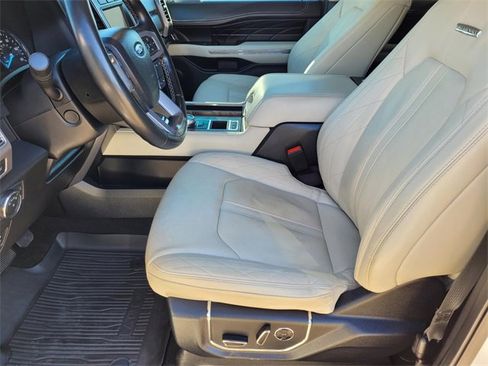 Used 2021 Ford Expedition Max Platinum image 15