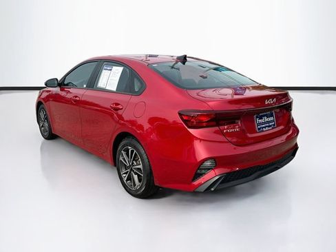 Used 2024 Kia Forte LXS w/ LXS Technology Package FWD image 6