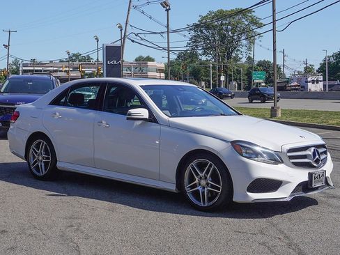 Used 2015 Mercedes-Benz E 350 4MATIC Sedan image 2
