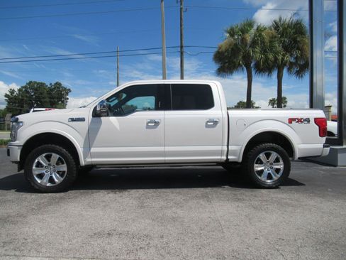 Used 2018 Ford F150 Platinum w/ Equipment Group 701A Luxury AWD/4WD image 2