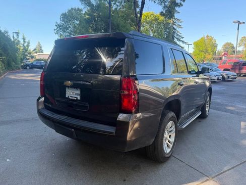 Used 2016 Chevrolet Tahoe LT w/ Luxury Package AWD/4WD image 4