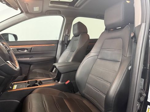 Used 2022 Honda CR-V Touring image 9