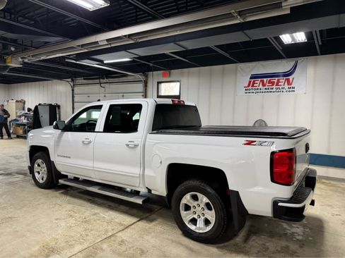 Used 2018 Chevrolet Silverado 1500 LT w/ All Star Edition AWD/4WD image 5