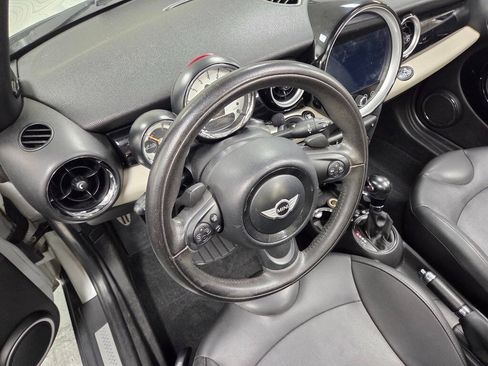 Used 2013 MINI Cooper S FWD image 31