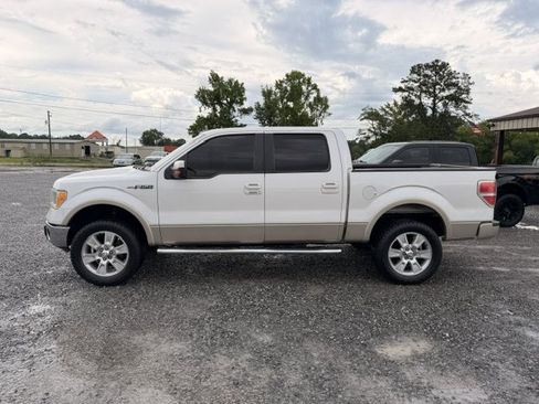 Used 2010 Ford F150 Lariat RWD image 4