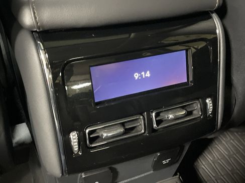 Used 2025 Lincoln Aviator 2WD image 29