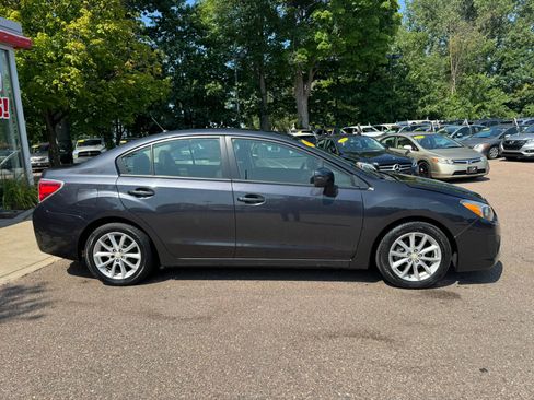 Used 2014 Subaru Impreza 2.0i Premium w/ All-Weather Package w/CVT AWD/4WD image 8