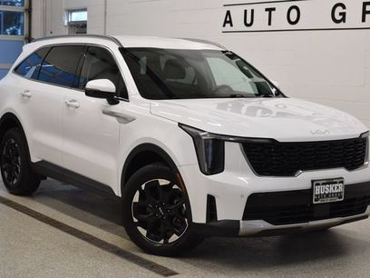 Used 2024 Kia Sorento S