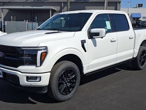 Certified 2025 Ford F150 Platinum AWD/4WD image 5
