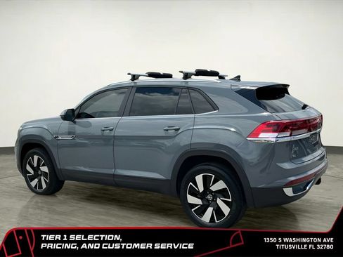 Used 2024 Volkswagen Atlas Cross Sport SE FWD image 5