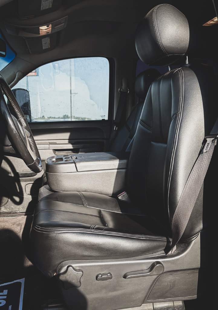 Used 2013 Chevrolet Silverado 2500 LT w/ Texas Edition AWD/4WD image 13